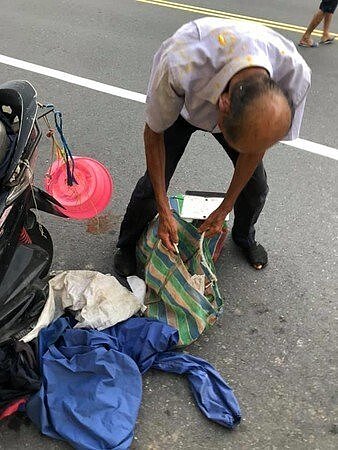 台南芒果爺爺遭砸頭傳出案外案，有鄰居爆料，爺爺常撿別人芒果轉賣。圖／翻攝自爆料公社