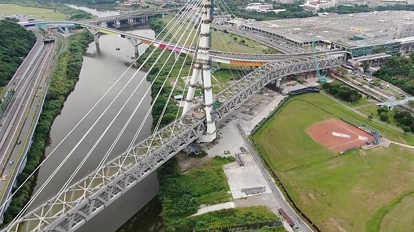 安坑輕軌安心橋 。圖/新北市政府捷運工程局提供
