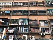 買39年公寓值得嗎？過來人曝50年老屋血淚史：要搬了