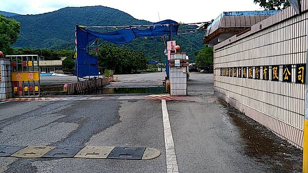 花蓮縣政府爭取中央補助,將在鳳林鎮的肉品市場增設生物處理場,處理斃死禽畜。圖/花蓮縣政府提供