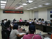 高雄軌道建設　規畫發展城中城