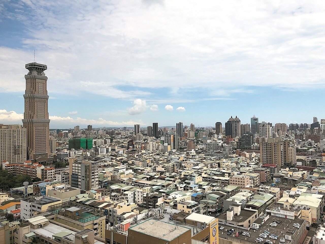 高雄、台南房市搶眼熱鬧。 記者林政鋒/攝影