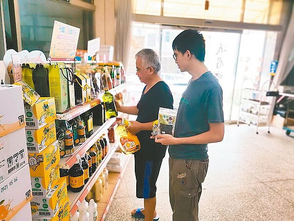 新竹縣有67處休閒農場、農民直銷站及農村社區業者等可使用農遊券,部分業者還推出配套優惠。圖/縣府提供