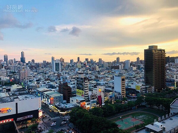 低利環境助攻，消費者認為「租不如買」帶動房市回溫。圖／好房網News記者黃暐迪攝