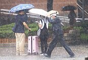 今午後防大雷雨！明起水氣再增　熱帶擾動可能這樣發展