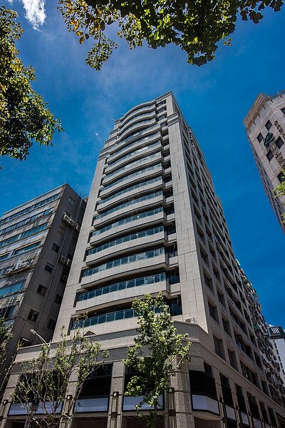 雙城街推案的「中山金澤」,備受矚目的中山區都更案。