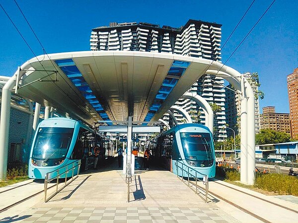 淡海新市鎮進駐率低迷,淡海輕軌去年虧損1.7億元,遭審計處點名改善。(新北捷運公司提供)