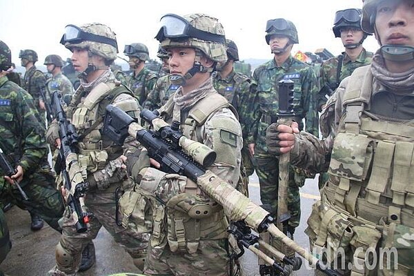 軍公教待遇審議委員會日前開會討論明年調薪案。 圖/聯合報系資料照片