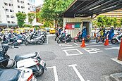 羅東停車場　機車不再10元停到爽