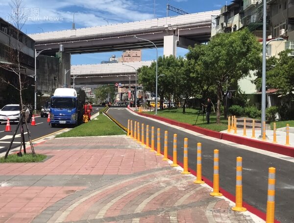 台北市市民大道6段至5段正式通車。好房網News記者李彥穎攝
