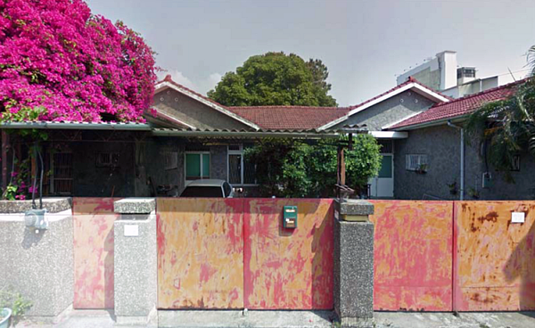 台南市文化局調查「公英一街周邊街區」的雙併式建築,是美軍當年居住的宿舍。圖/文化局提供