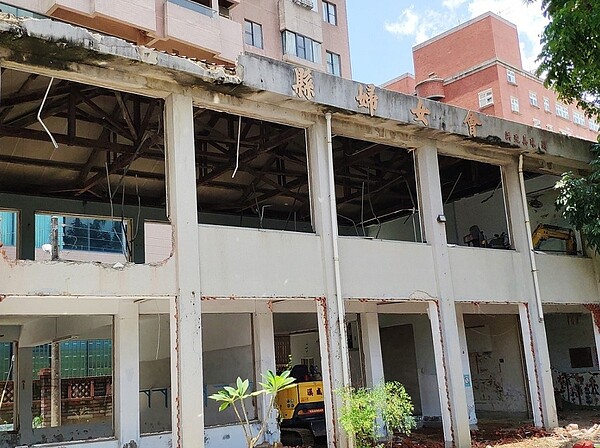 見證歷史,台南縣婦女會將拆除,現場闢成公園。圖/聯合報