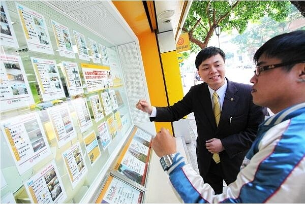 18歲登大人 地方3稅有優惠 節稅撇步一次看 6月畢業季,新的一批新鮮人將帶動租屋熱潮。(圖/好房資料中心)