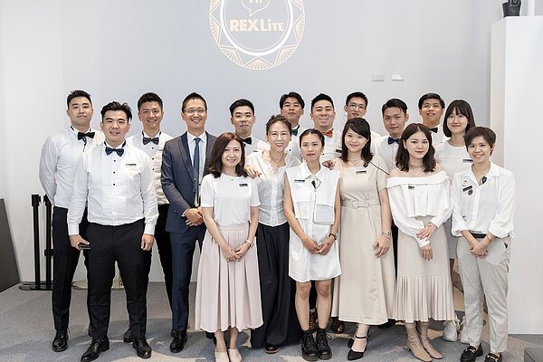 觀境設計-瑞司照明全體同仁。圖/瑞司照明、傑芳廣告提供