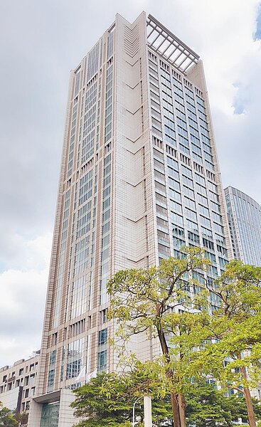 全台商辦新樓王每坪直逼180萬。圖/中時電子報資料照