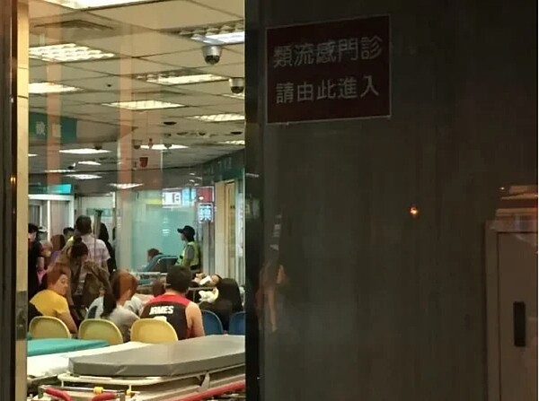 台北市馬偕醫院福音樓5樓今天下午1時許發生火警。圖／聯合報系資料照