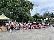 北市動物園人潮亮紅燈　開園5小時入園人次破萬
