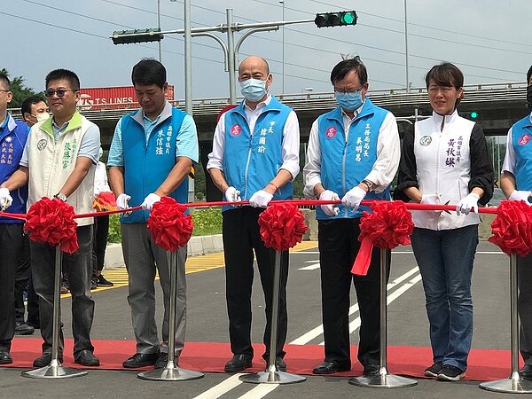 完工後對地方發展、完整交通路網有極大助益。高雄市政府工務局新建工程處提供