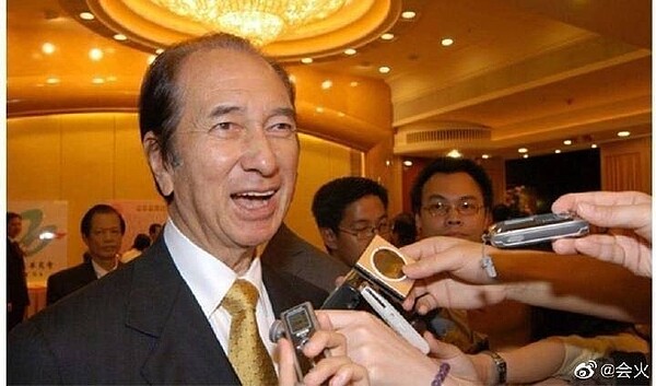 何鴻燊。圖/摘自微博