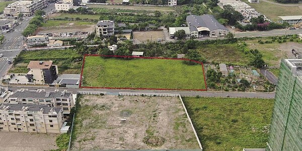 高雄大學生活圈面積1,330.51坪的第10標,是此次土地標售的最大面積和最高底價標案。圖/高雄地政局提供