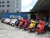 哥騎的是回憶！女開價1天2500元　名流「求載」回味初戀