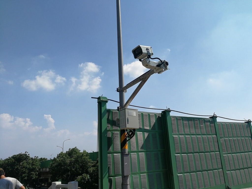 台北市環保局於去年導入智慧型科技執法利器「環保車輛辨識系統」。圖/台北市環保局提供