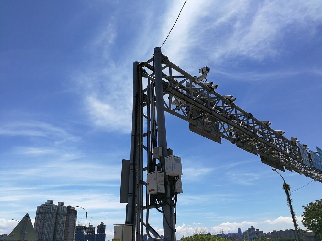 台北市環保局於去年導入智慧型科技執法利器「環保車輛辨識系統」。圖/台北市環保局提供