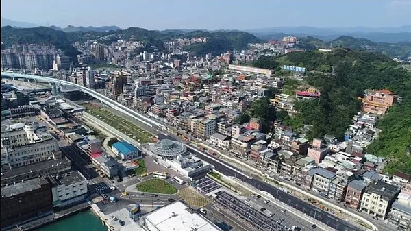 基隆輕軌爭年底綜規通過拚明年底動工。圖/基隆市政府提供