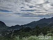 高溫炎熱　吳德榮：明起午後慎防較大雨勢