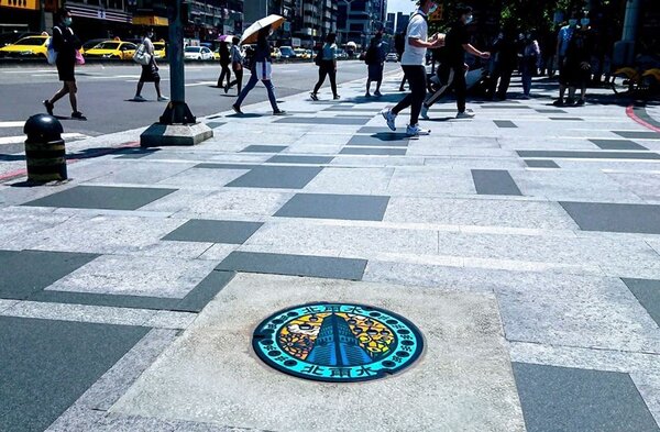 彩繪特色人孔設置，將為街道景觀增添亮點。圖／台北市工務局水利工程處提供