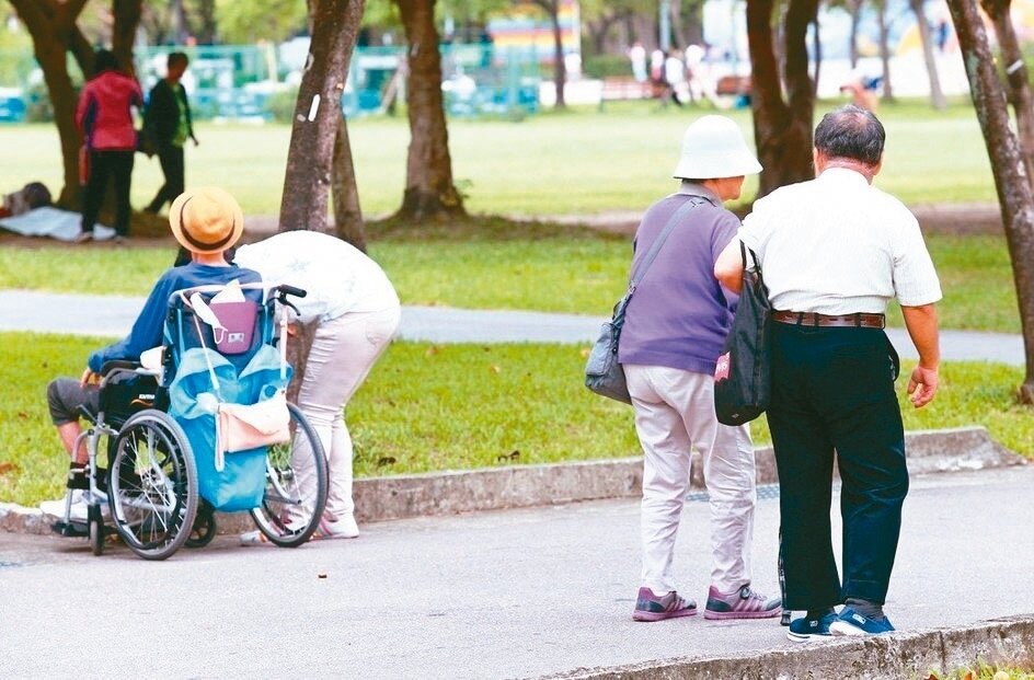 退休後如何讓財富保值,學者提出「四七四法則」。圖/聯合報系資料照