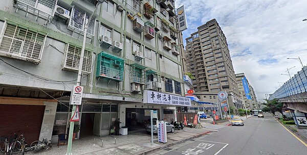 百年中山大廈出現一筆僅200萬元的交易紀錄。圖/取自Google Maps