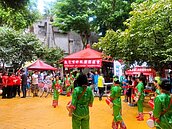 敦化里舉辦中秋園遊會　表演、抽獎玩超嗨！