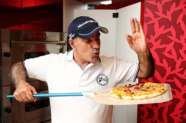 羅蜜娜披薩法式甜點下午茶咖啡的法國主廚Joseph。圖／業者提供