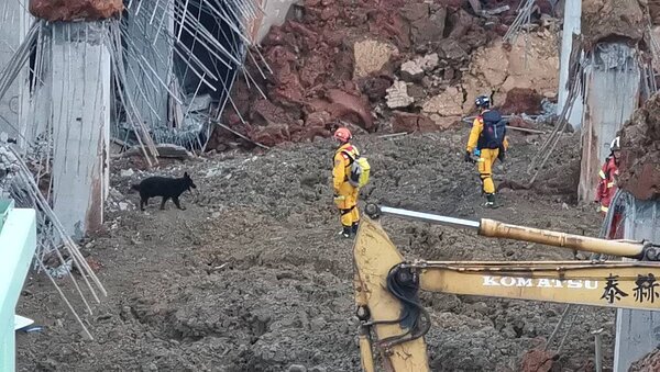 桃園平鎮停車場坍塌造成1死2傷,市議員詹江村抨擊為前瞻建設的「豆腐渣工程」。圖/聯合報系資料照