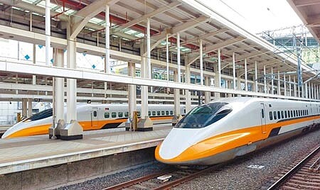 有公民團體在行政院國發會「公共政策網路參與平台」提案高鐵南延改為「小港潮州案」。圖為高鐵左營站。(潘建志攝)