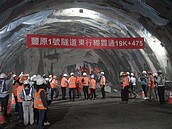 國4豐潭段最後一座隧道貫通　全線拚2022年底通車