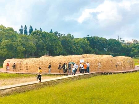 桃園地景藝術節有17起民眾受傷案件。(呂筱蟬攝)