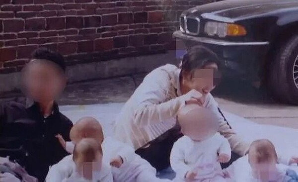 在外人眼中，四胞胎是典型的含著金湯匙出生的孩子。圖／澎湃新聞