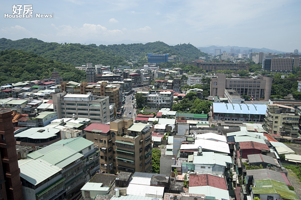 大安區,十二富記者會,景觀,屋頂景觀,屋頂擺設,公設,紀政,空拍圖。(好房news記者 陳韋帆/攝影)
