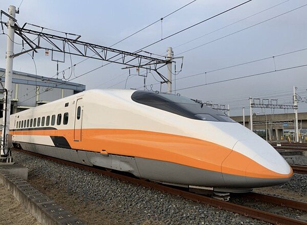 高鐵今再開加班車。本報資料照片