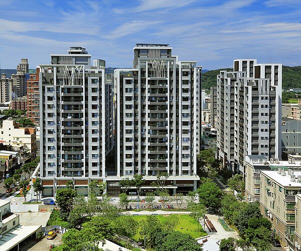 九牧世家是近期少見之大型開發案。圖/截自富廣開發官方網站