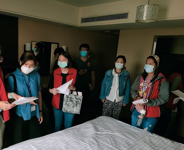 勞工局實地查核移工防疫宿舍。圖/新北市政府提供