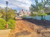 建商私自鋪路　建管處喊停開罰