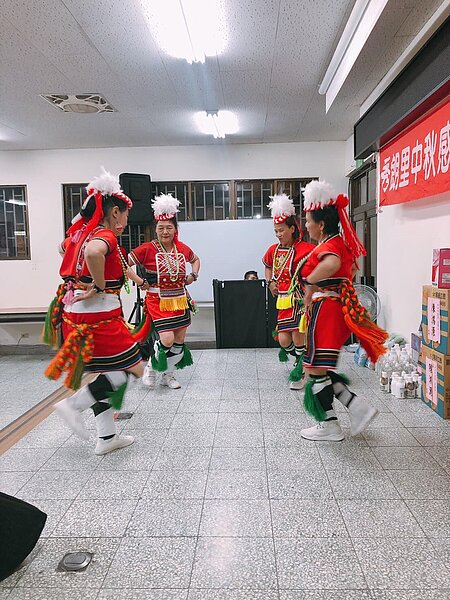 永和原住民發展協進會來表演舞蹈。圖/永和樂生活