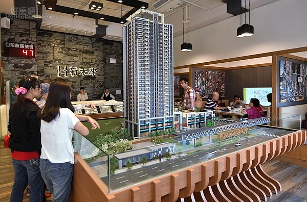 營建業缺工問題,除影響交屋時間,也造成營建成本提升。照片遠雄集團提供