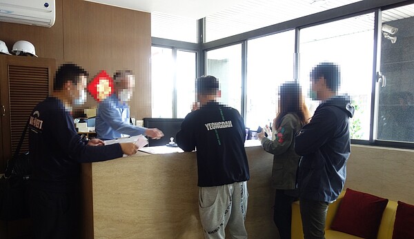 中市府查獲71件違法日租套房目前已裁罰44件。圖/台中市政府提供