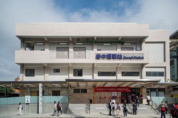 中壢新站及跨站天橋啟用,打造桃園軌道建設新里程碑。圖/桃園市政府新聞處提供