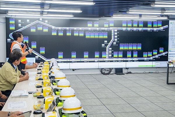 提升管道內溫度監測系統。圖/桃園市政府提供