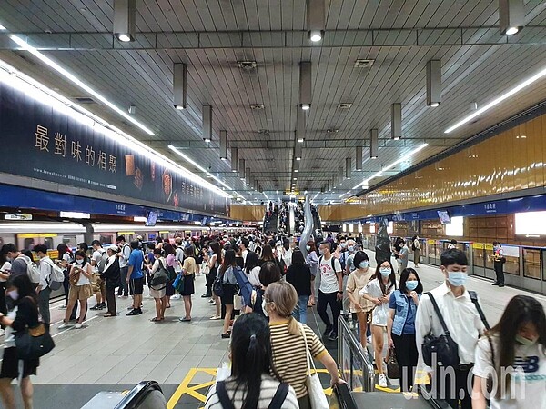 北捷將針對運量大的重點車站派員加強查緝逃票行為。記者楊正海/攝影